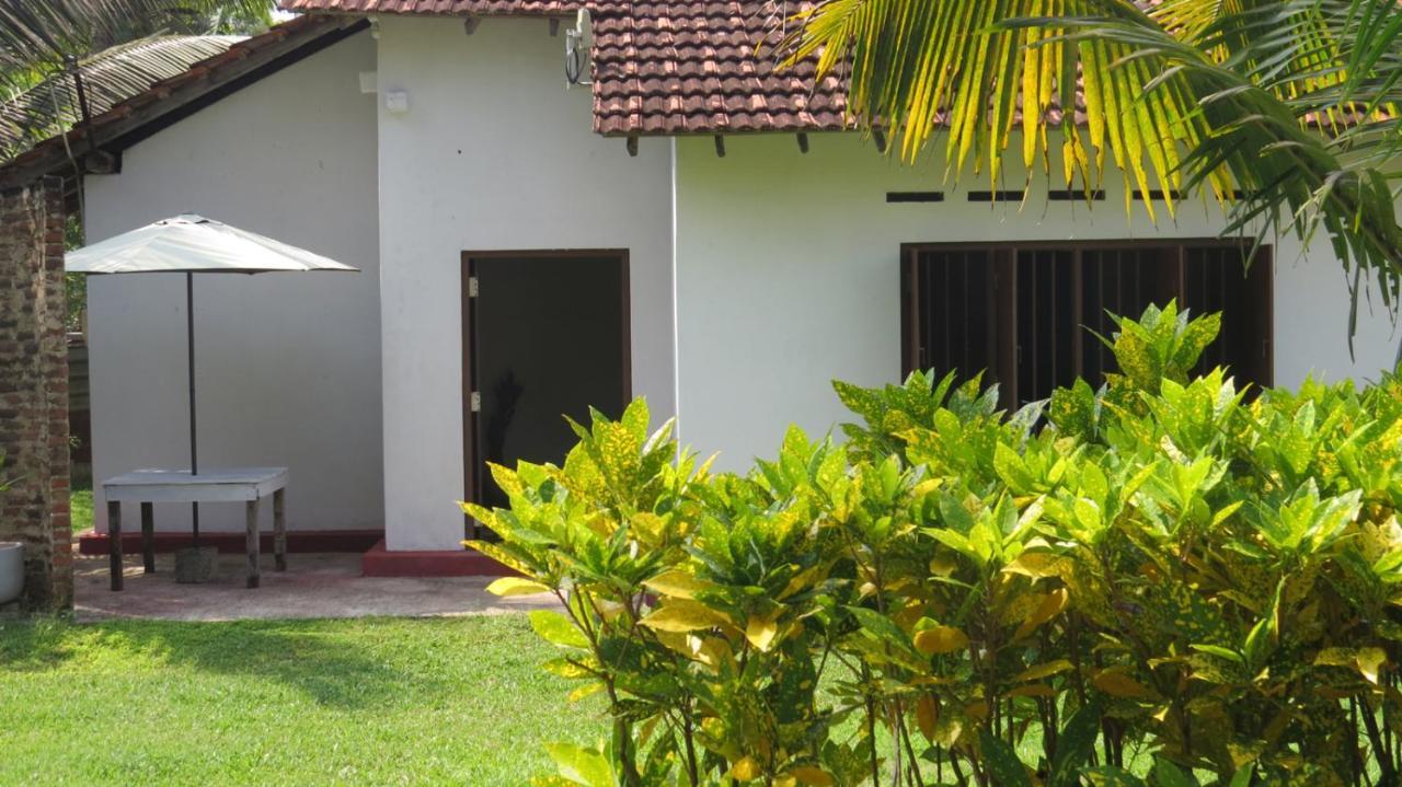 Mendis Cottage Weligama Eksteriør bilde